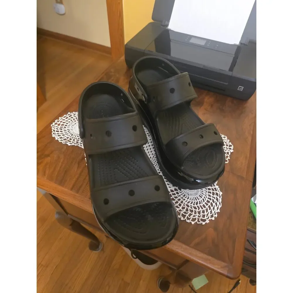 Crocs Mega Crush Platform Clogs Black Unisex M9/W11 Chunky Lug Sole Very Good